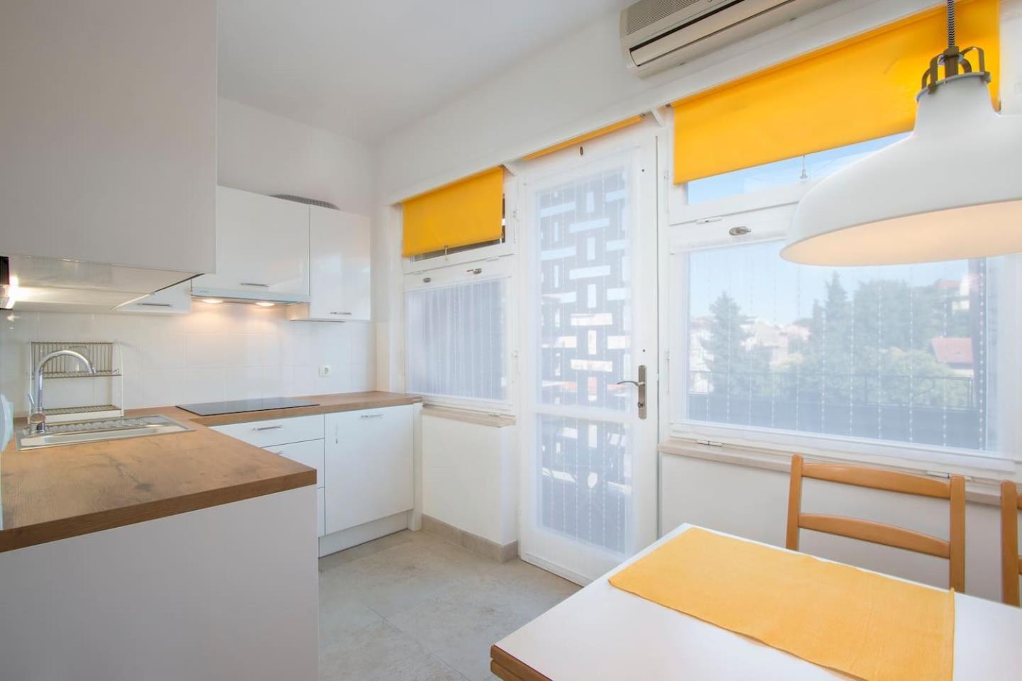 Apartment Cankar Pula Exterior foto